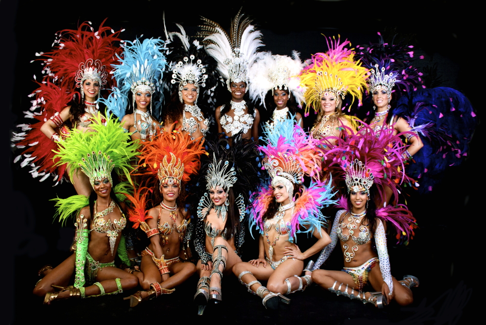IN PICTURES: Rio Carnival revels in last night of partying 